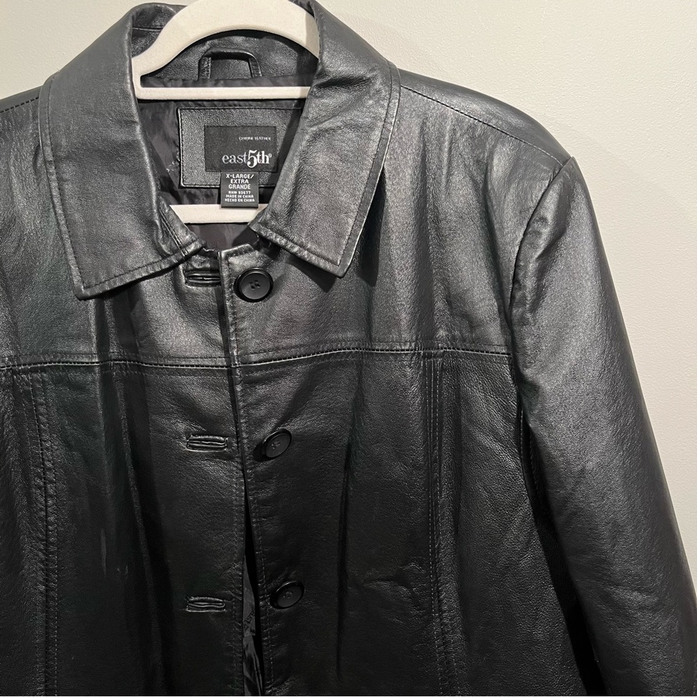 100% Genuine Leather Jacket - Picture 2 of 6